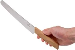 Victorinox Swiss Modern Bread Knife 22 Cm -Knife Haven Sales VT6 9070 22WG 08 victorinox vt6 9070 22wg 08