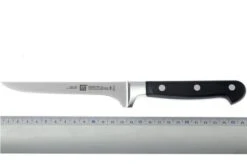 Zwilling J.A. Henckels Professional "S" Boning Knife 14 Cm (5.5") -Knife Haven Sales ZW31024 140 04 zwilling professional s 31024 140 uitbeenmes d4