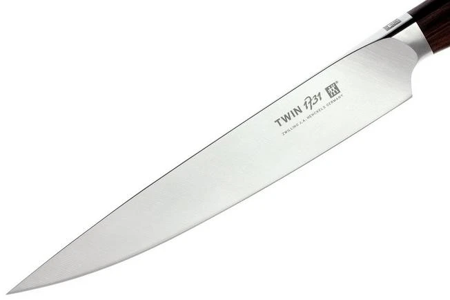 Zwilling J.A. Henckels Twin 1731 Slicing Knife 20 Cm (8") 4 Zwilling J.A. Henckels Twin 1731 Slicing Knife 20 Cm (8") - Image 2